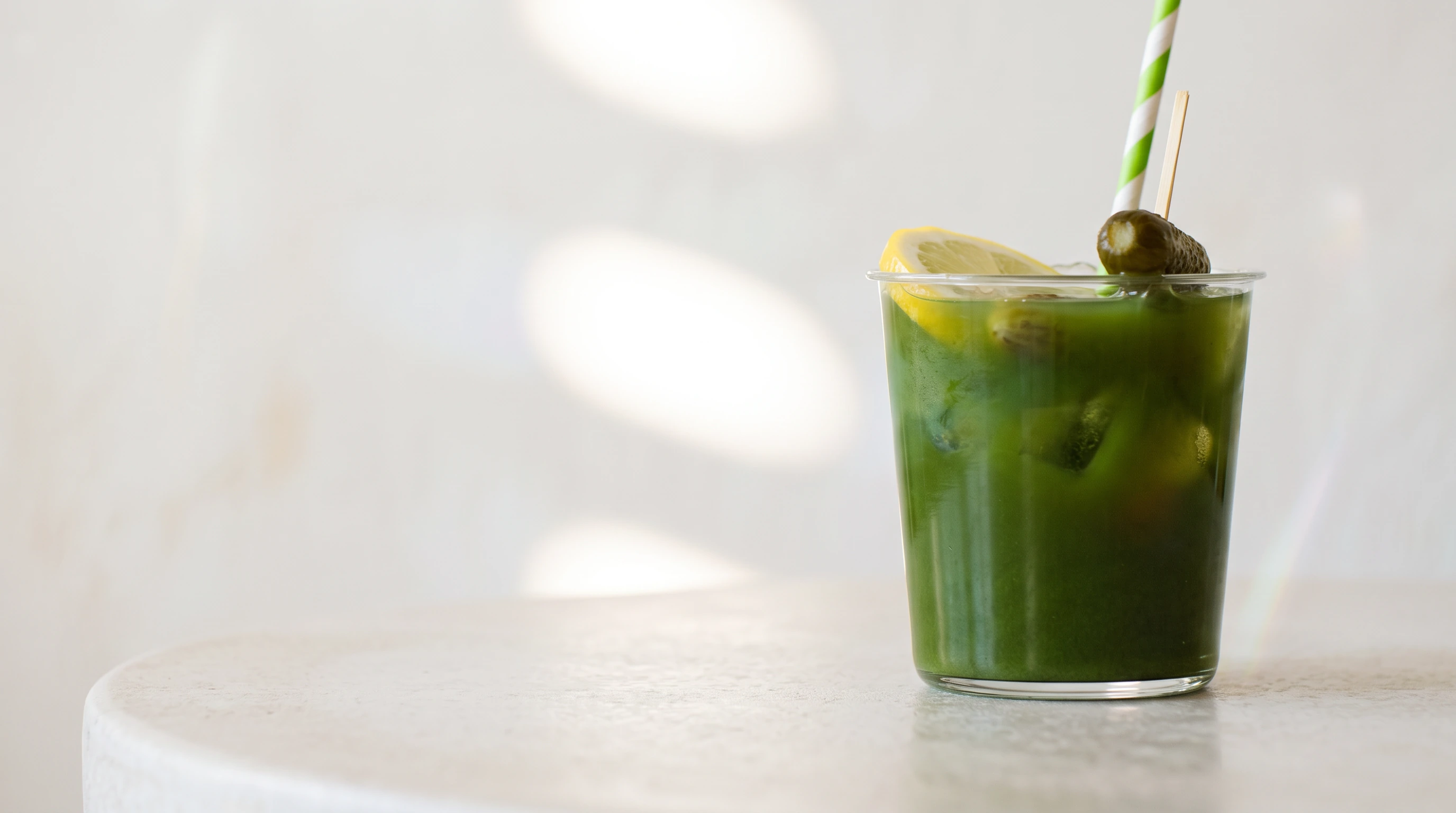 El zumo de pepinillos se encuentra con el matcha